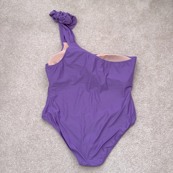 NWT J. Crew Asymmetrical Bow Purple One Shoulder One Piece Swimsuit Size 22 - Picture 4 of 10